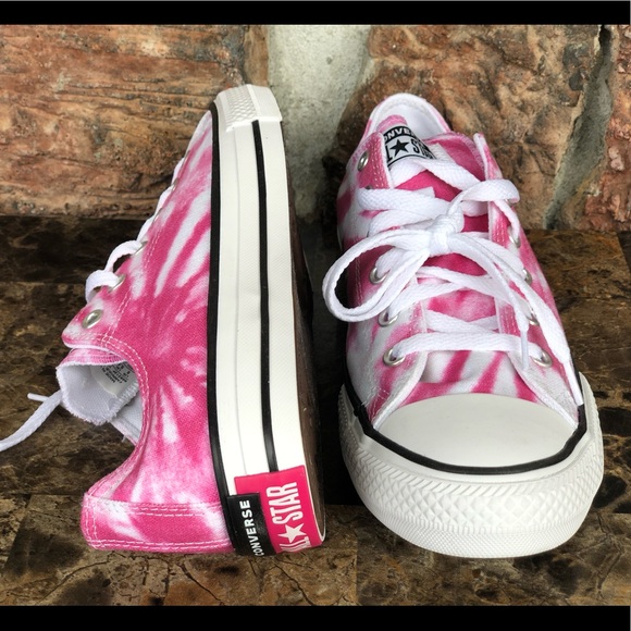 Converse Chuck Taylor All Star Tie-Dye Low Sneaker - Picture 6 of 11